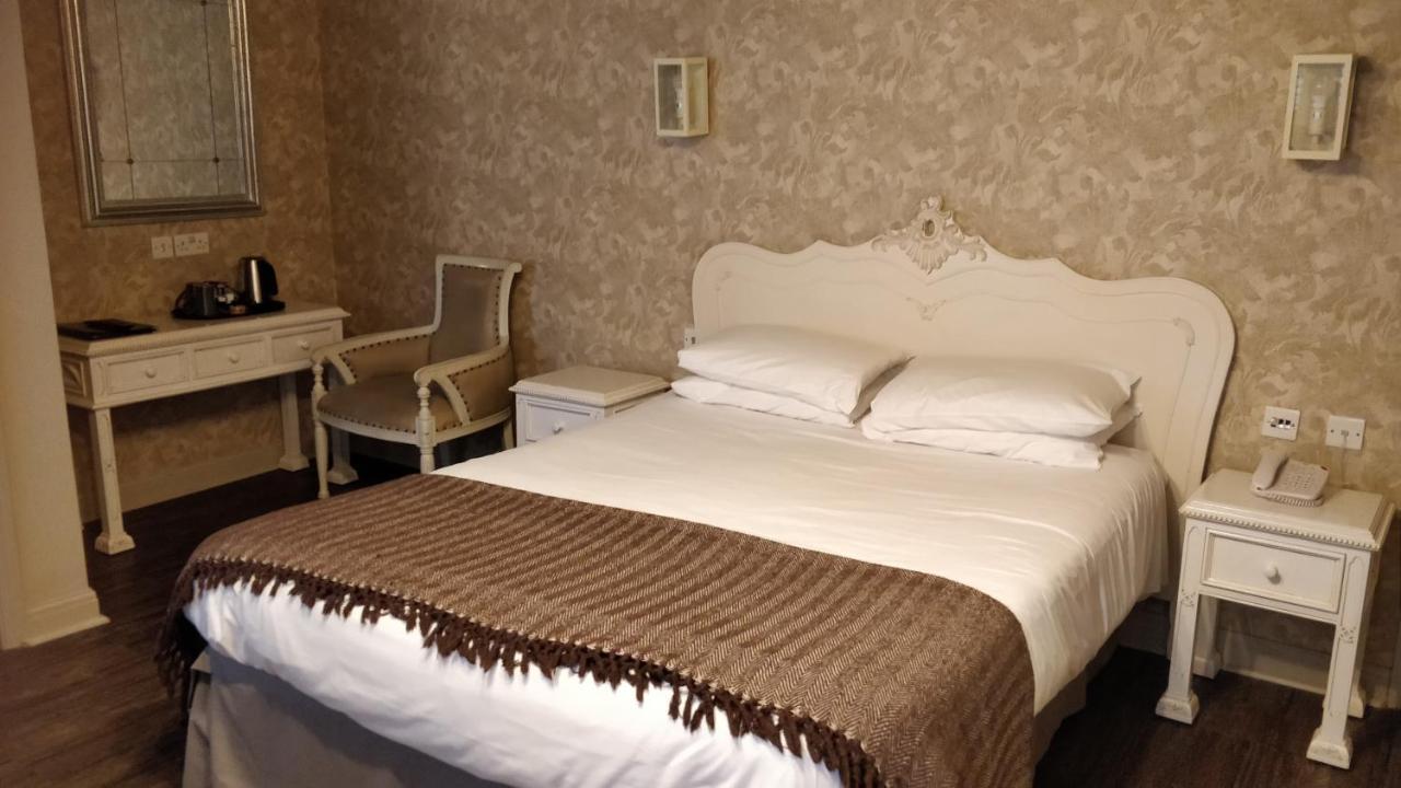 The Spread Eagle Hotel Thame Extérieur photo