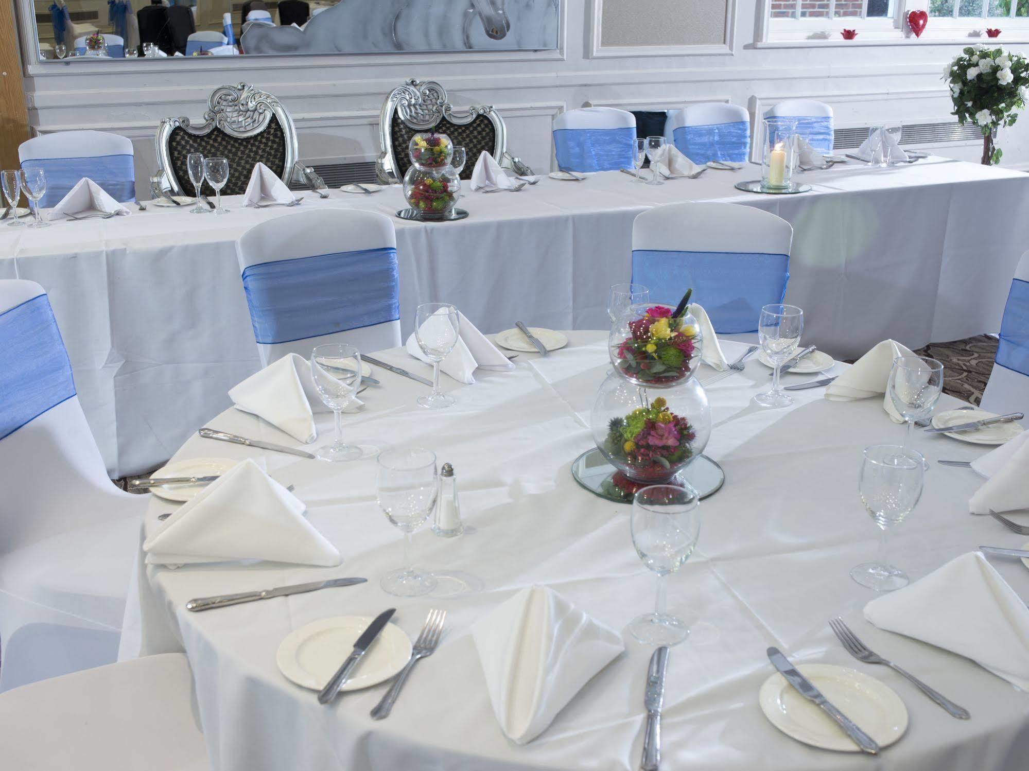 The Spread Eagle Hotel Thame Extérieur photo