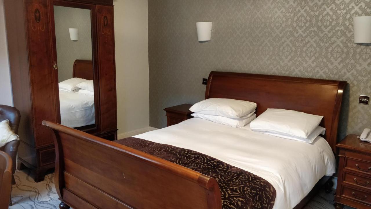The Spread Eagle Hotel Thame Extérieur photo